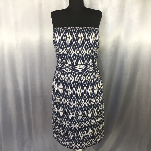 Banana Republic Dresses & Skirts - Banana Republic womens chevron printed dress